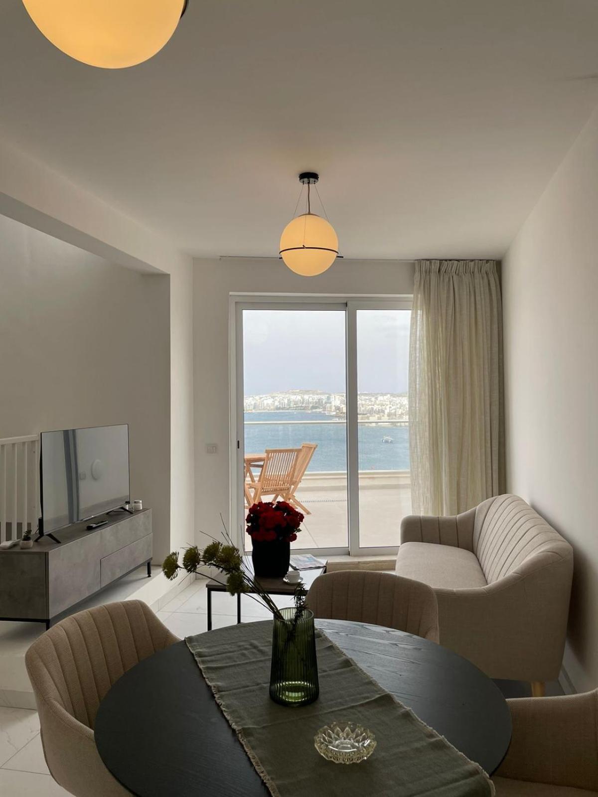 Blu Mar Sea View Apartments خليج سانت بول المظهر الخارجي الصورة