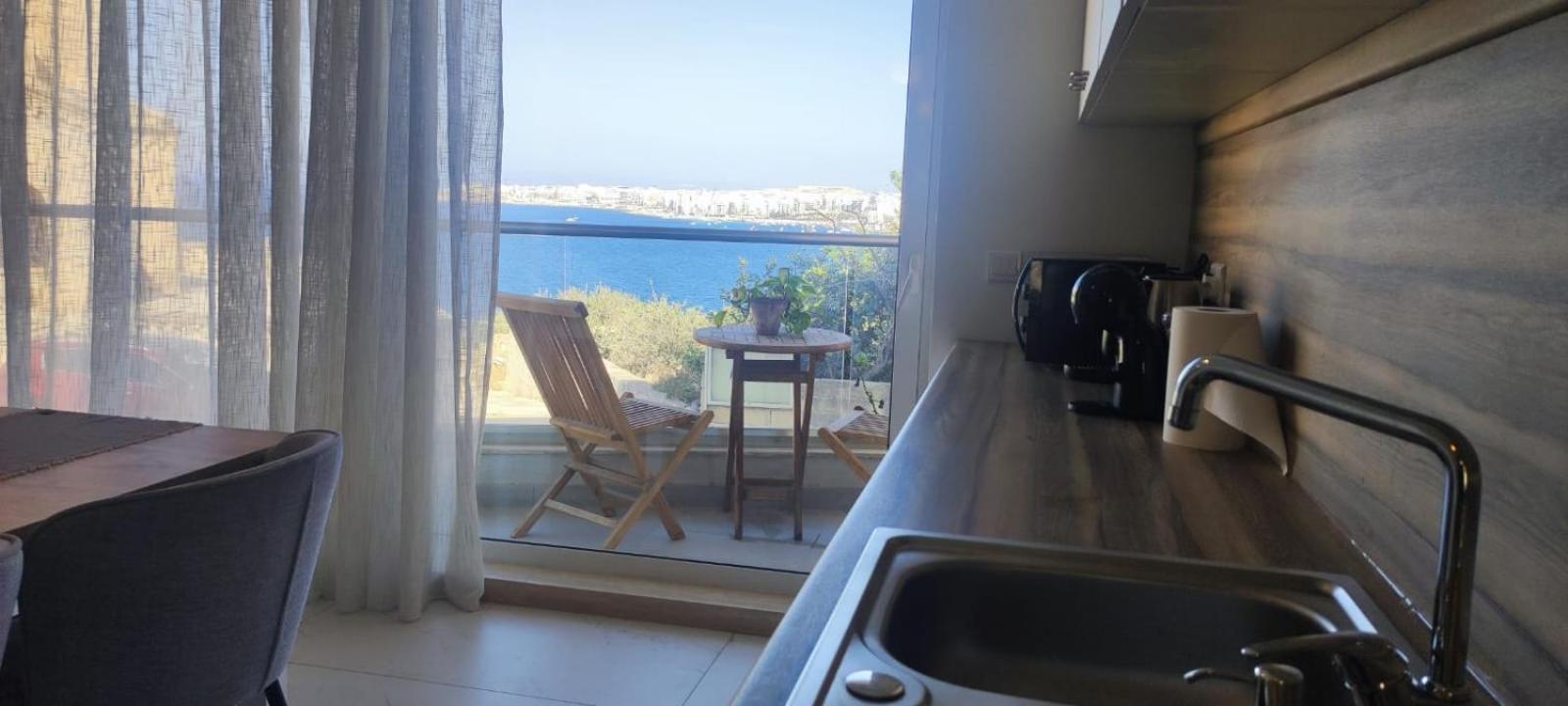 Blu Mar Sea View Apartments خليج سانت بول المظهر الخارجي الصورة