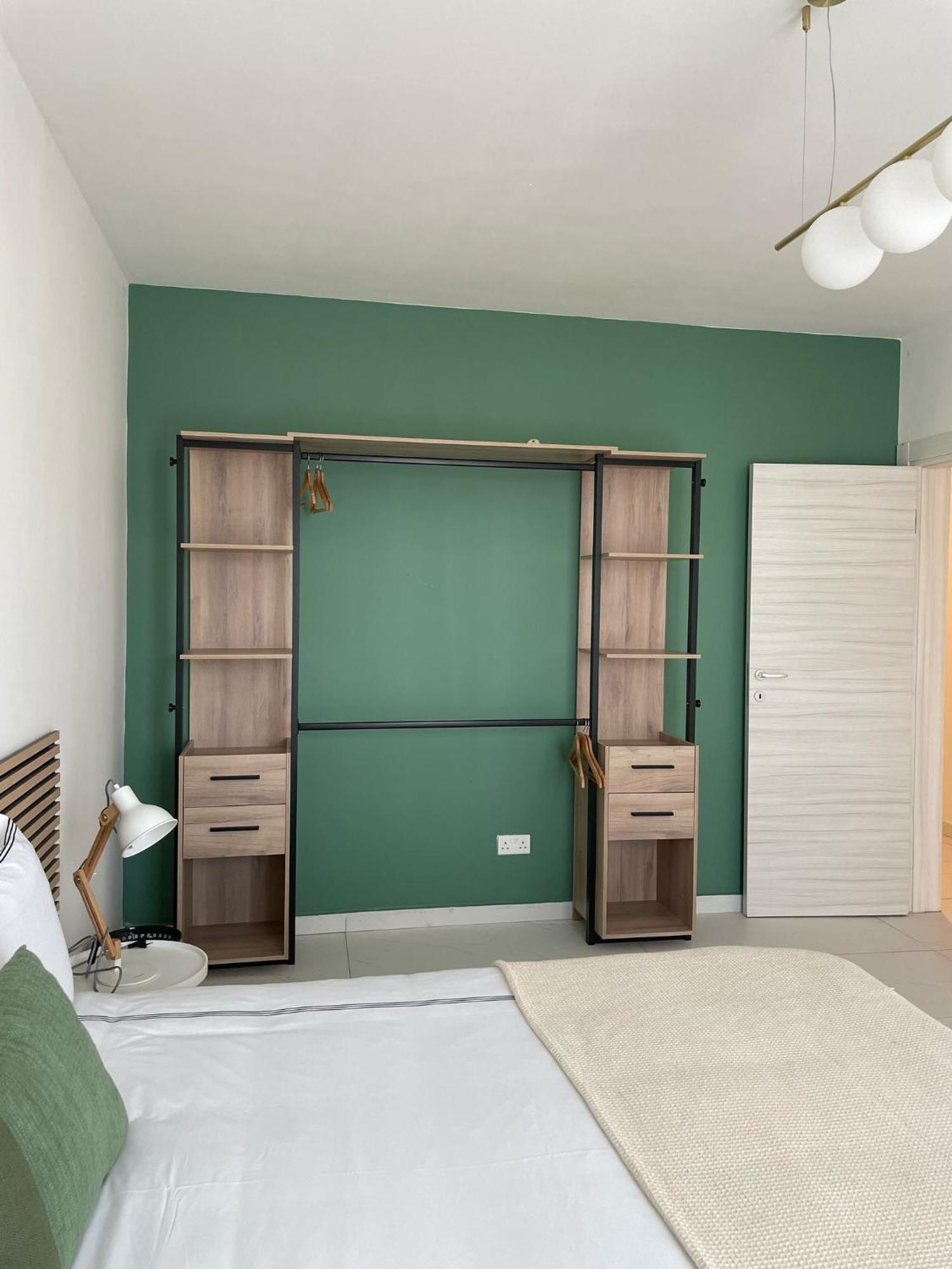 Blu Mar Sea View Apartments خليج سانت بول المظهر الخارجي الصورة
