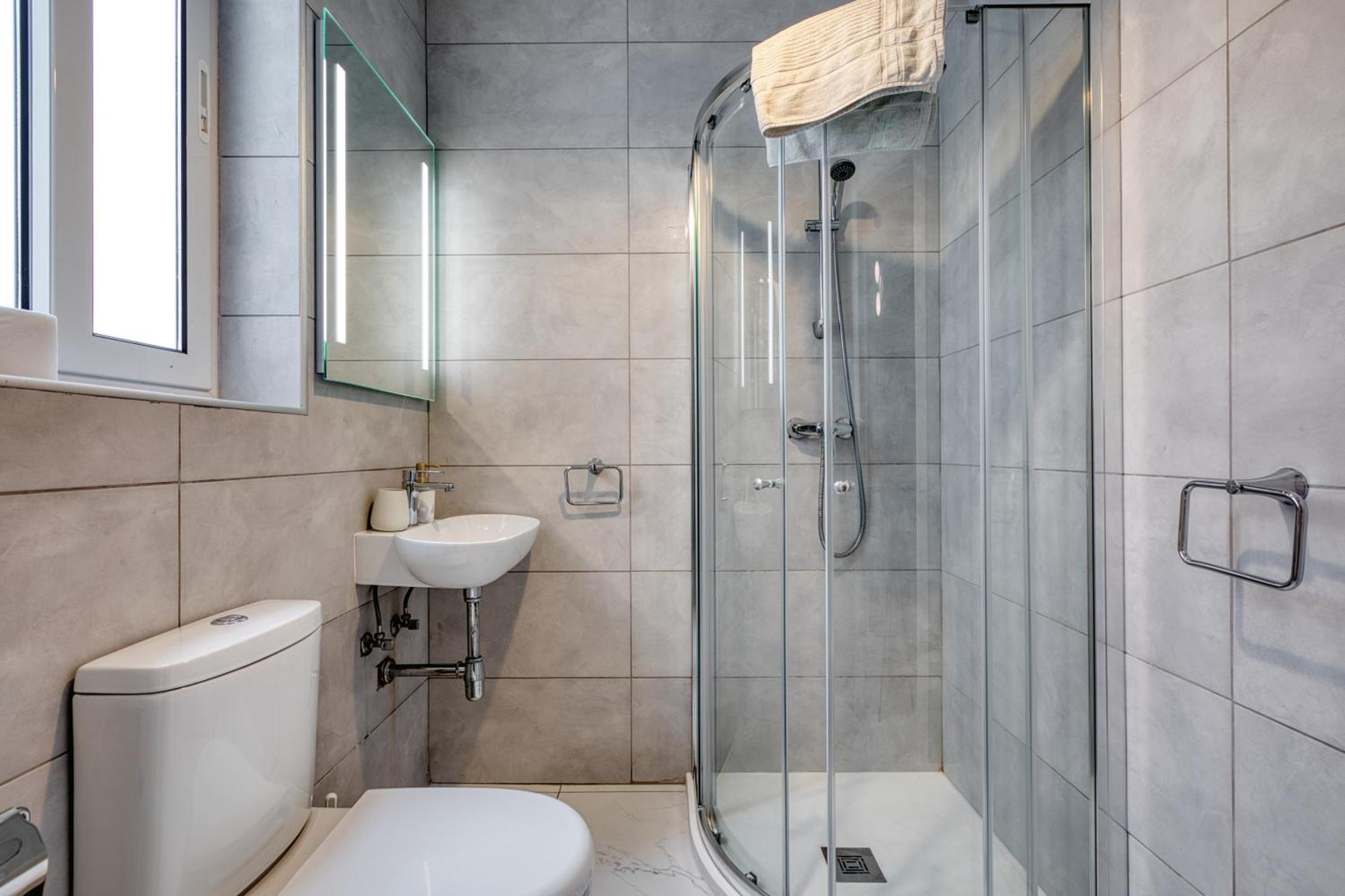 Blu Mar Sea View Apartments خليج سانت بول المظهر الخارجي الصورة