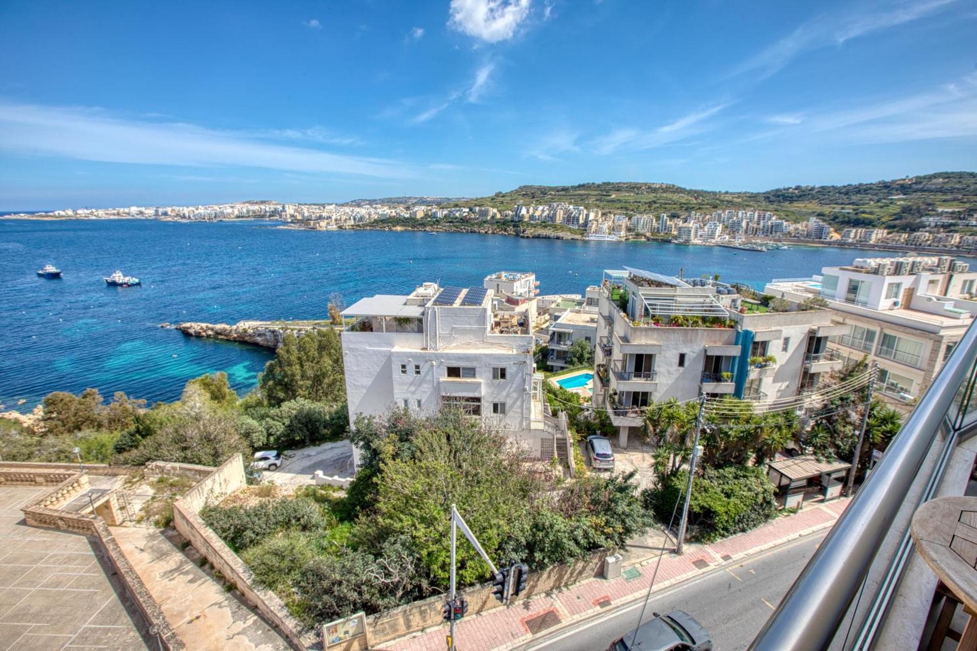 Blu Mar Sea View Apartments خليج سانت بول المظهر الخارجي الصورة