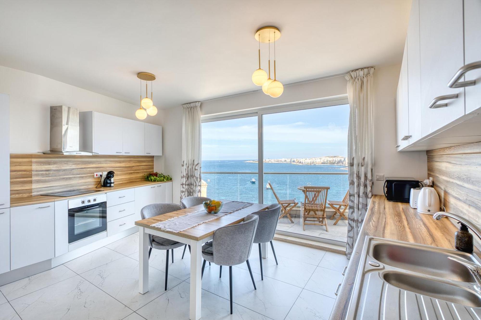 Blu Mar Sea View Apartments خليج سانت بول المظهر الخارجي الصورة